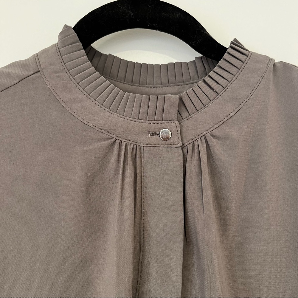 Calvin Klein M gray pleated mandarin collar blouse professional career 10 12
